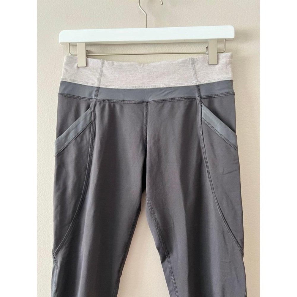 Lululemon Chase Me Crop ll Heathered Gray Size 6 - Picture 4 of 7